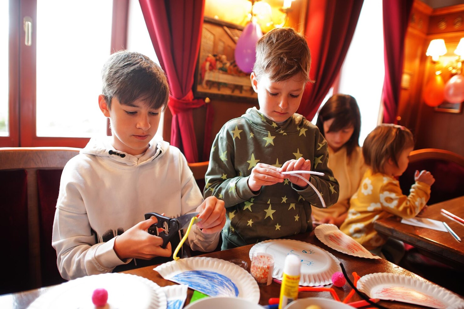 kids party magician entertainment